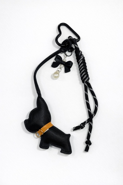 Breloczek "Dog Mom" czarny